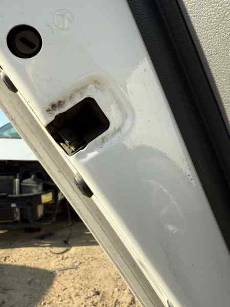 CERRADURA PUERTA TRASERA IZQUIERDA 