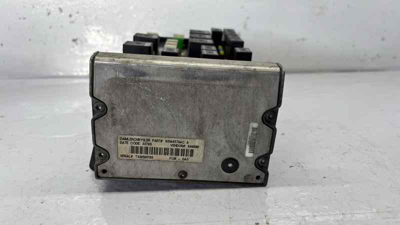 CAJA RELES - FUSIBLES