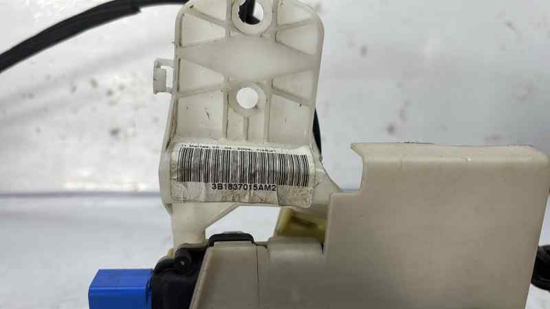 CERRADURA PUERTA DELANTERA IZQUIERDA 