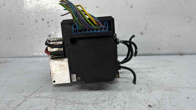 8E0614111T ABS VOLKSWAGEN PASSAT BERLINA (3B3)