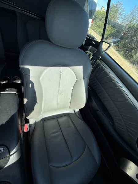 ASIENTO DELANTERO IZQUIERDO