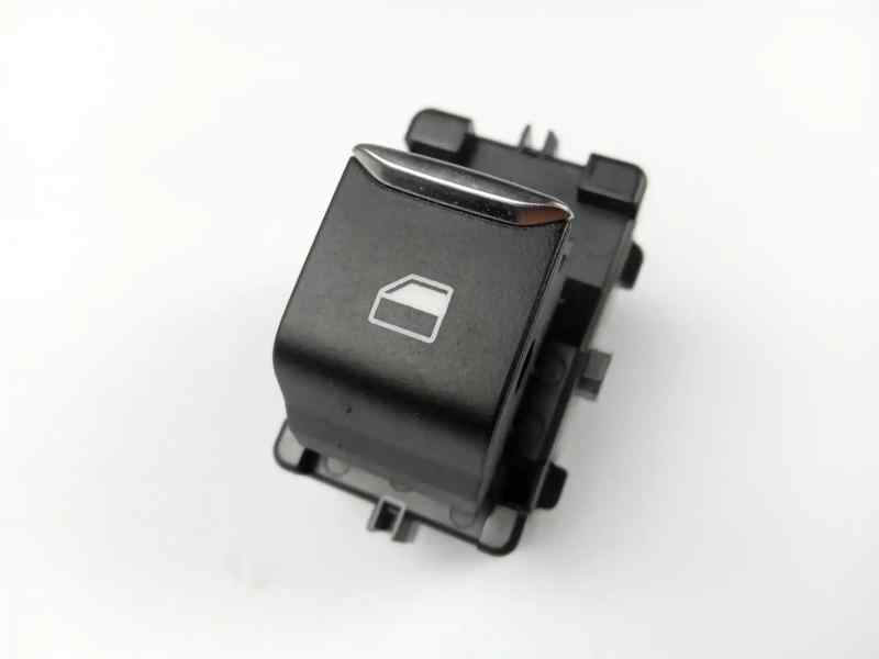 MANDO ELEVALUNAS DELANTERO DERECHO