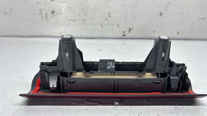 LUZ CENTRAL DE FRENO