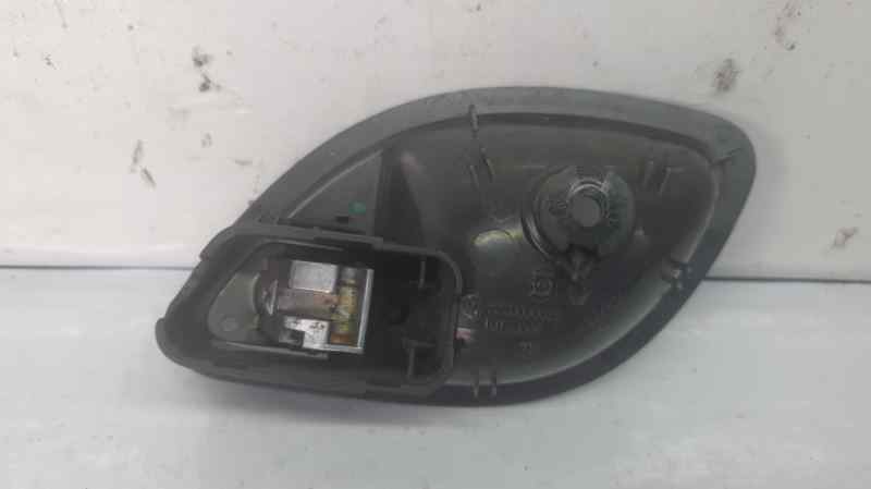 MANETA INTERIOR DELANTERA IZQUIERDA