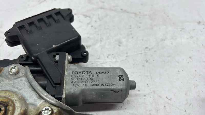 ELEVALUNAS DELANTERO DERECHO