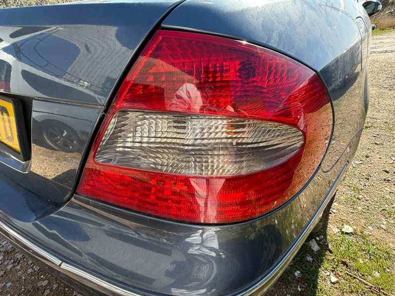 PILOTO TRASERO DERECHO