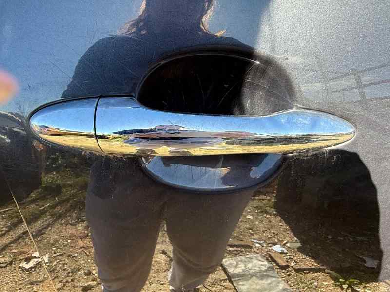 MANETA EXTERIOR DELANTERA DERECHA