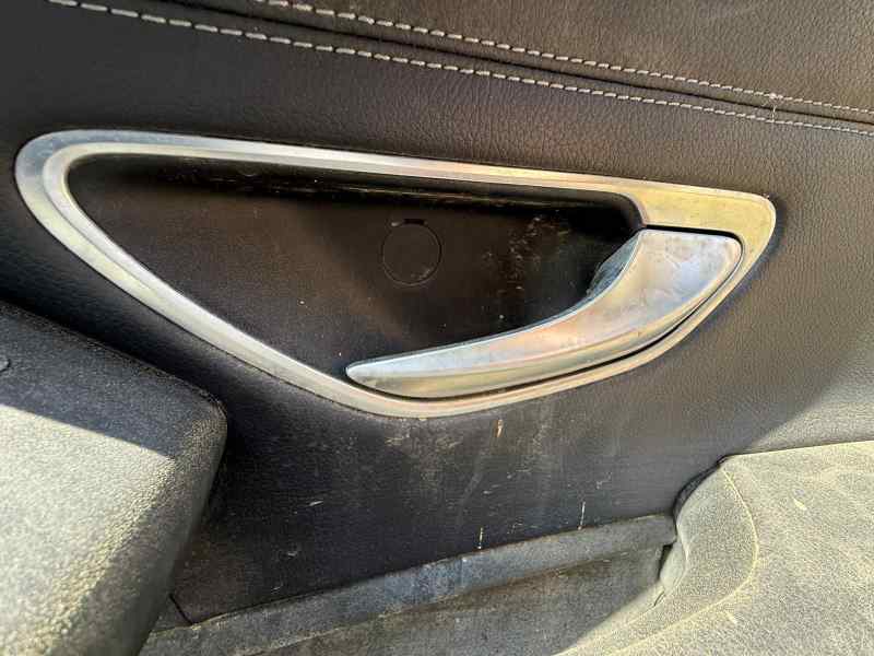 MANETA INTERIOR DELANTERA DERECHA