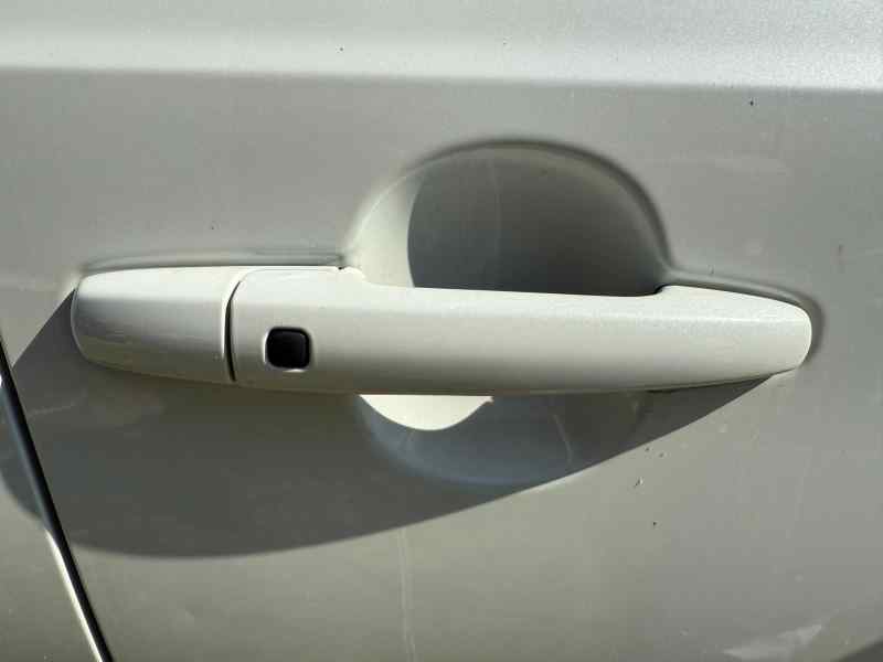 MANETA EXTERIOR DELANTERA DERECHA