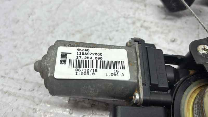 ELEVALUNAS DELANTERO IZQUIERDO