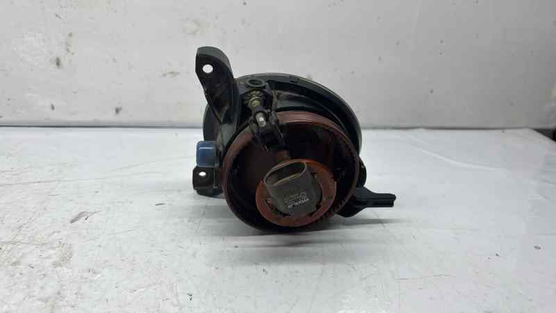 FARO ANTINIEBLA IZQUIERDO