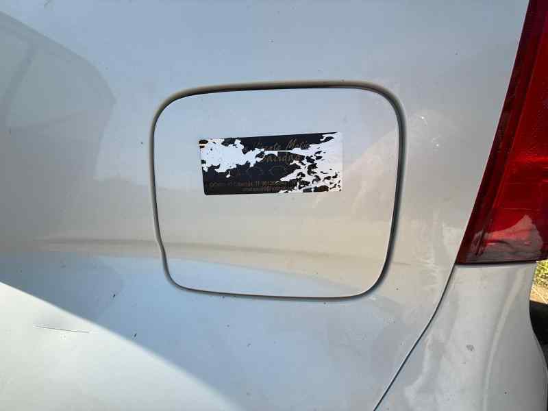 TAPA EXTERIOR COMBUSTIBLE