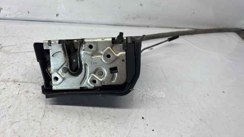 CERRADURA PUERTA TRASERA DERECHA 