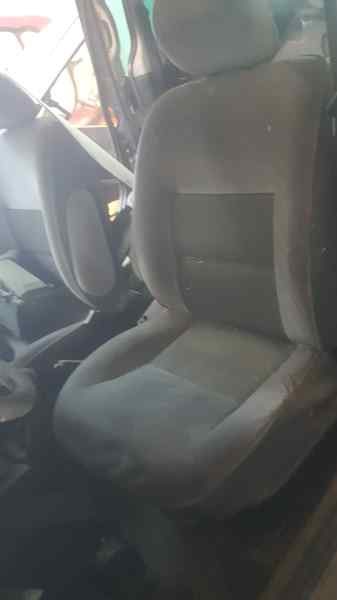 ASIENTO DELANTERO IZQUIERDO