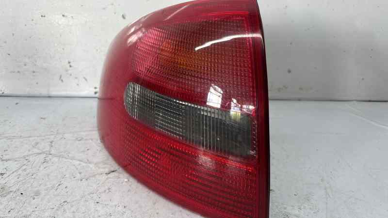 PILOTO TRASERO IZQUIERDO