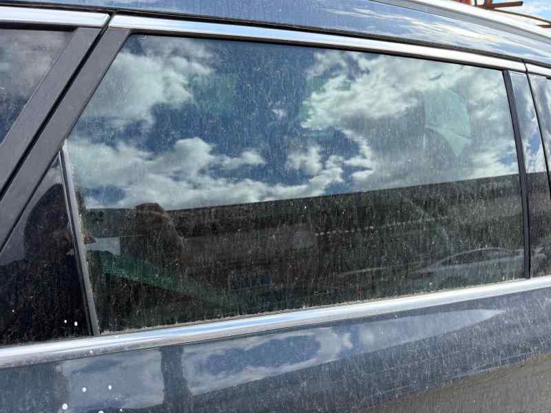 LUNA TRASERA DERECHA