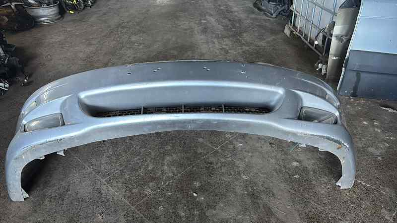 PARAGOLPES DELANTERO