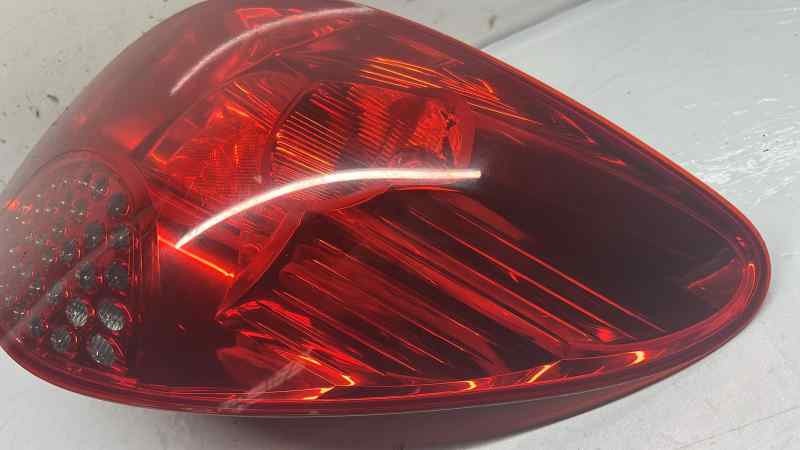 PILOTO TRASERO DERECHO