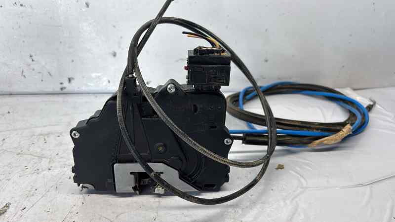 CERRADURA PUERTA DELANTERA DERECHA