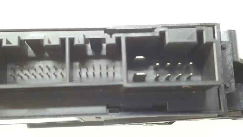 MOTOR ELEVALUNAS TRASERO DERECHO