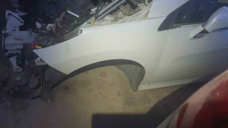 ALETA DELANTERA IZQUIERDA