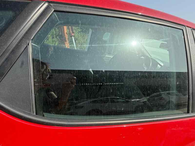 LUNA TRASERA DERECHA