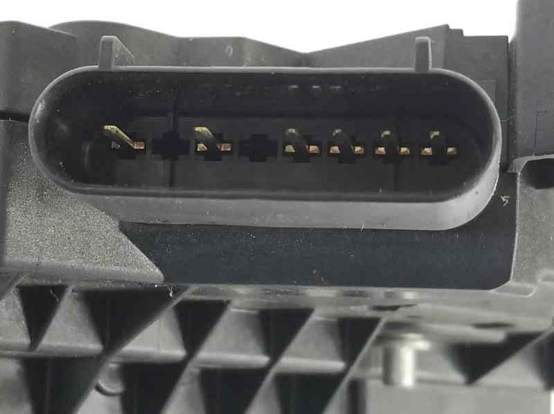 CERRADURA PUERTA TRASERA IZQUIERDA 