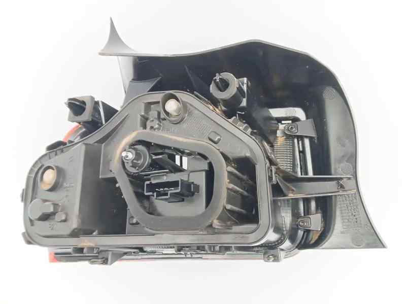 PILOTO TRASERO DERECHO