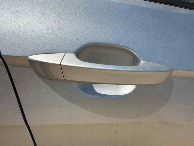 MANETA EXTERIOR DELANTERA DERECHA