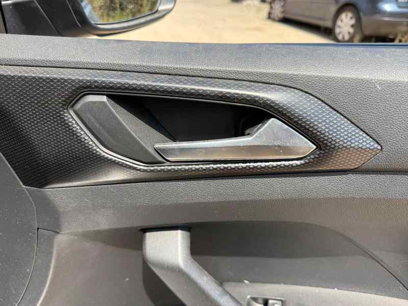 MANETA INTERIOR DELANTERA DERECHA