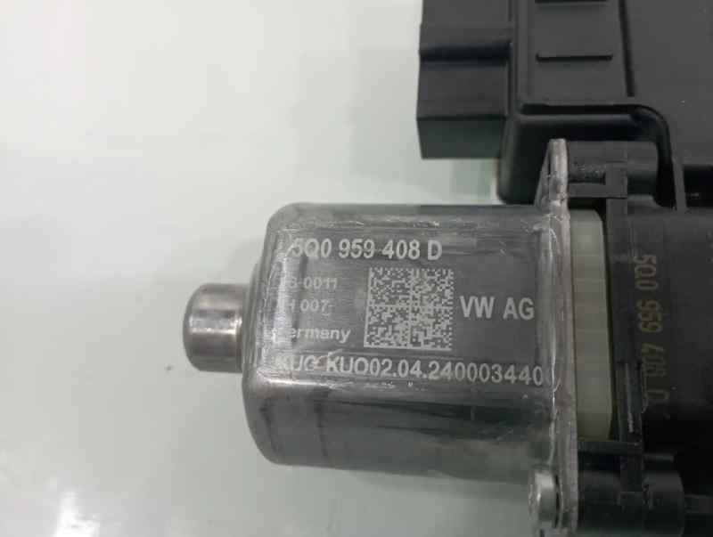 MOTOR ELEVALUNAS TRASERO DERECHO