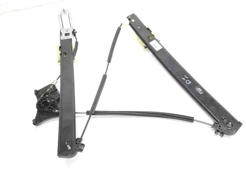 ELEVALUNAS DELANTERO IZQUIERDO