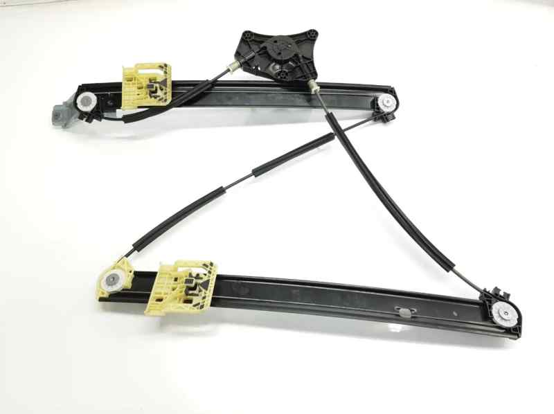 ELEVALUNAS DELANTERO IZQUIERDO