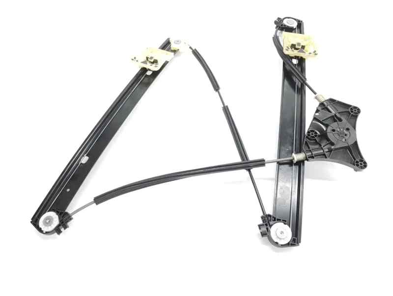 ELEVALUNAS DELANTERO IZQUIERDO