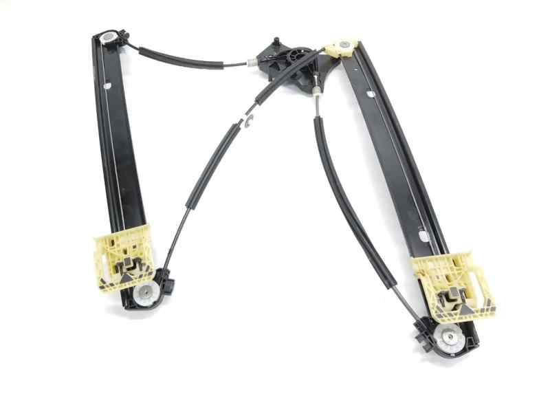 ELEVALUNAS DELANTERO DERECHO