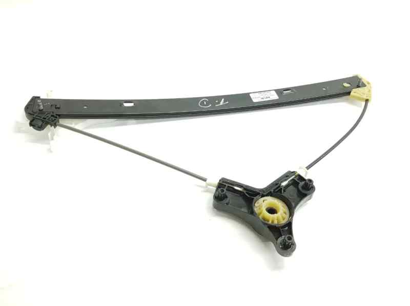 ELEVALUNAS TRASERO DERECHO