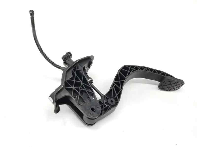 PEDAL EMBRAGUE