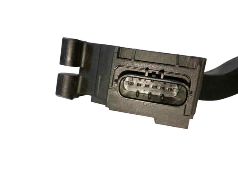PEDAL ACELERADOR