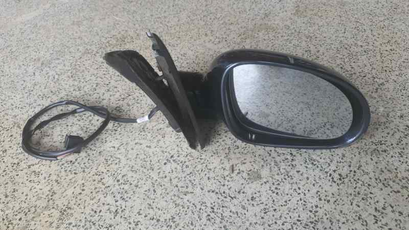 RETROVISOR DERECHO