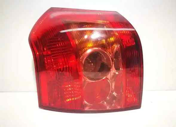 8156002301 PILOTO TRASERO IZQUIERDO TOYOTA COROLLA (E12)