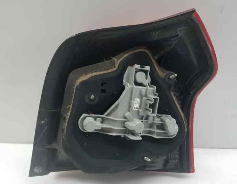 PILOTO TRASERO DERECHO