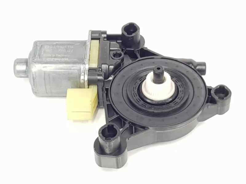 MOTOR ELEVALUNAS DELANTERO DERECHO