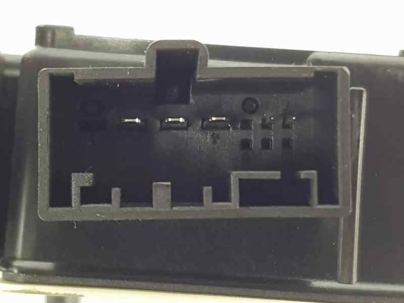 MOTOR ELEVALUNAS TRASERO DERECHO