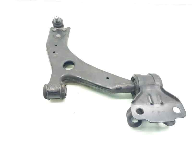 BRAZO SUSPENSION INFERIOR DELANTERO DERECHO