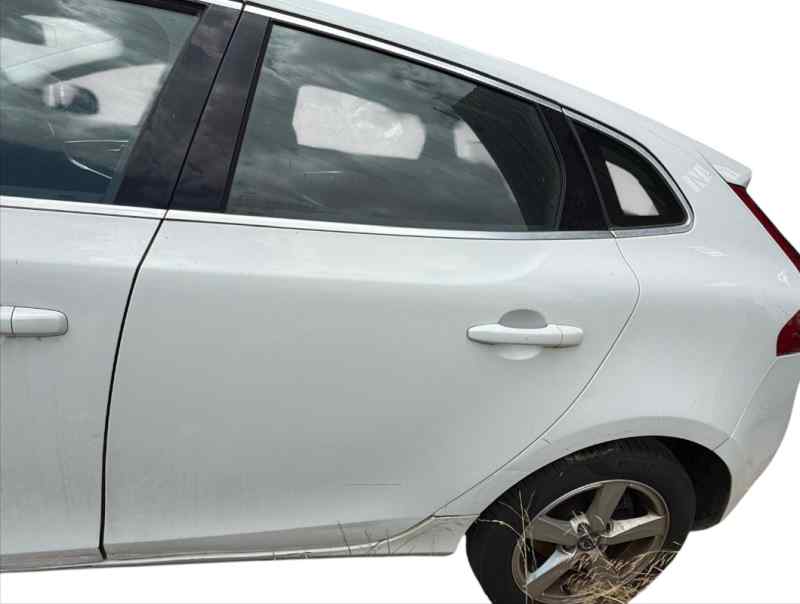 PUERTA TRASERA IZQUIERDA