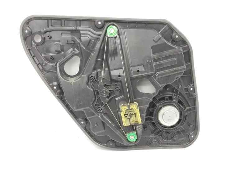 ELEVALUNAS TRASERO DERECHO