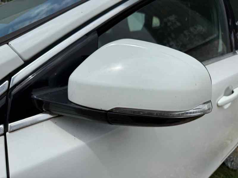 RETROVISOR IZQUIERDO