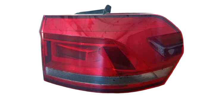 PILOTO TRASERO DERECHO