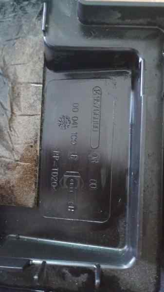 CAJA RELES - FUSIBLES