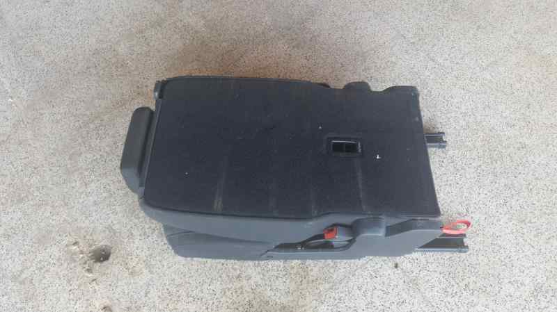 ASIENTOS TRASERO DERECHO